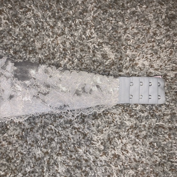 Victoria secret strapless bra - Picture 5 of 9